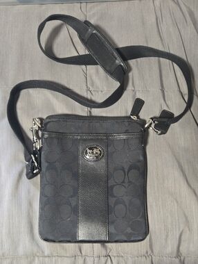 Coach Black Signature Canvas Messenger Crossbody